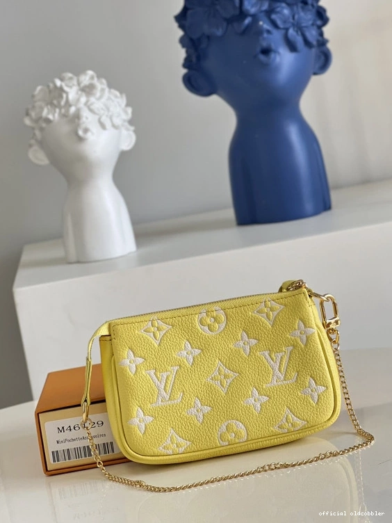 Official oldcobbler VUITTON POCHETTE ACCESSOIRES LOUIS MINI 0725